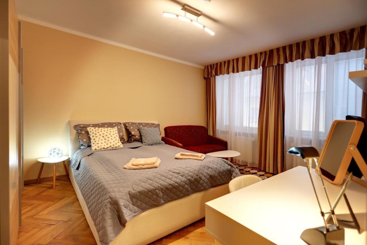 שב Old Town Apartment מראה חיצוני תמונה