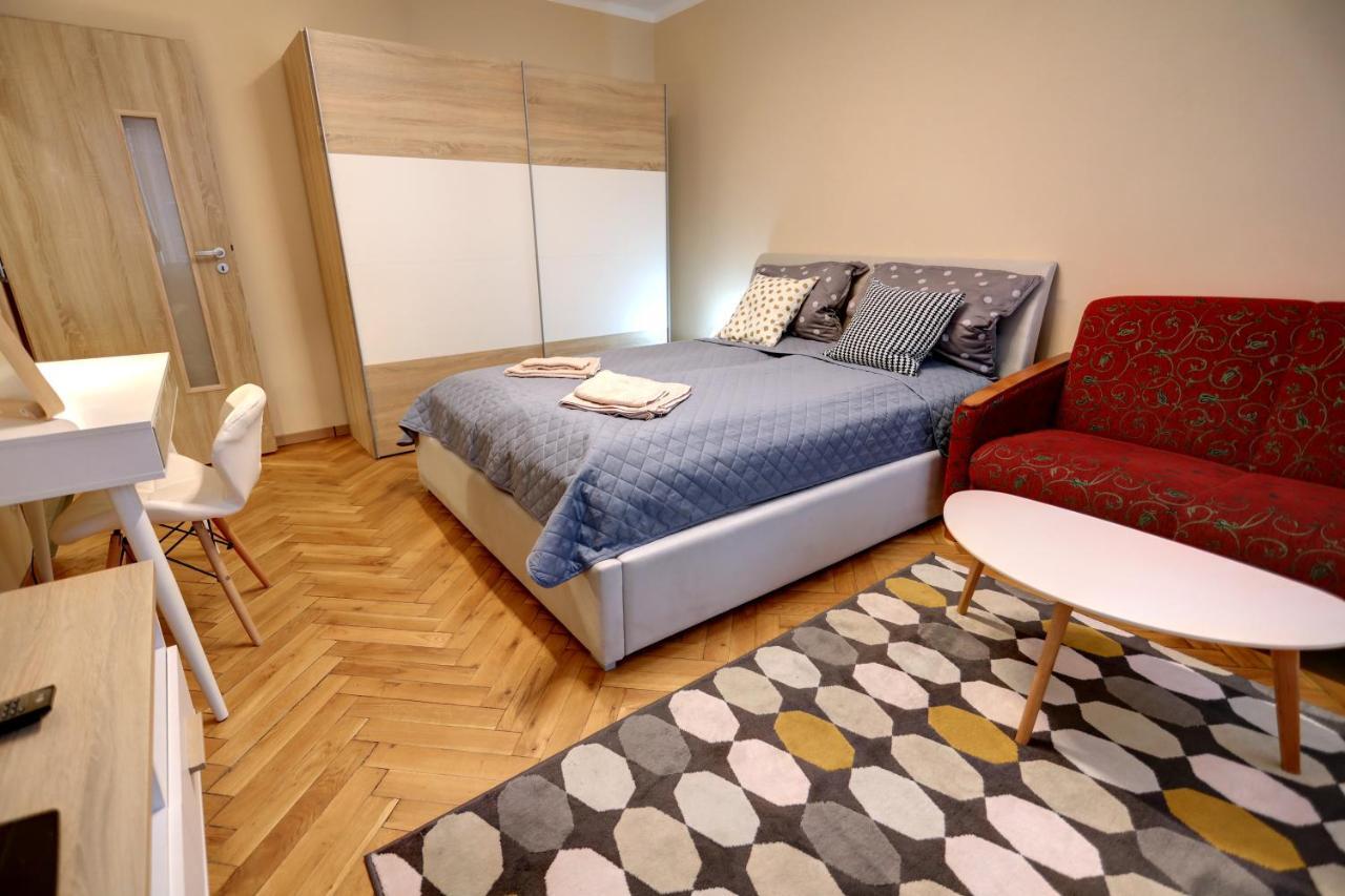 שב Old Town Apartment מראה חיצוני תמונה