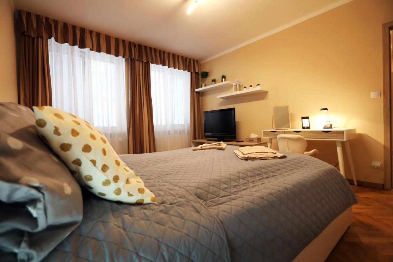 שב Old Town Apartment מראה חיצוני תמונה